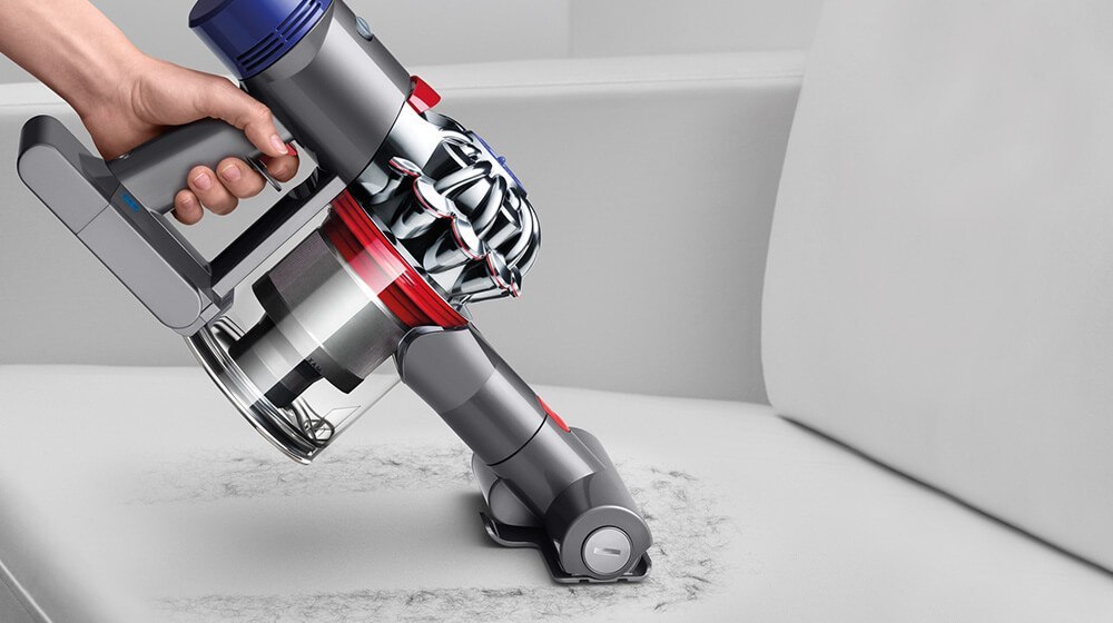 Dyson V8