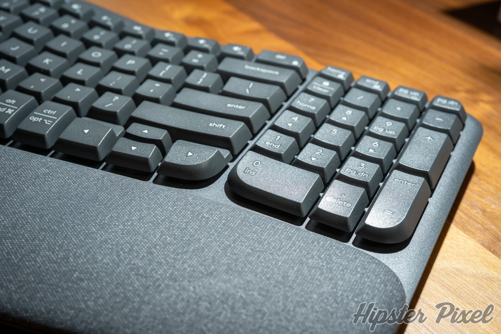 Logitech Wave Keys: Ergonomic keyboard that works with the Mac