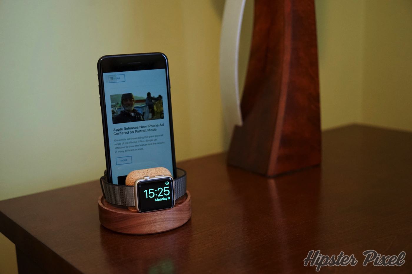 Material Dock for iPhone and  Watch Review