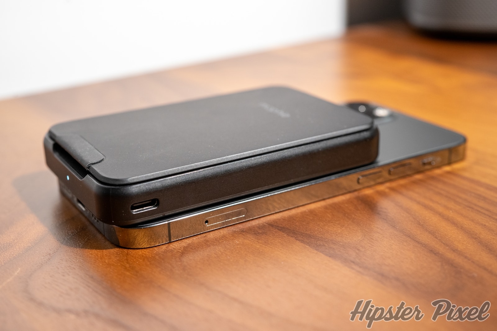 Mophie Snap+ Juice Pack Mini With Stand Review