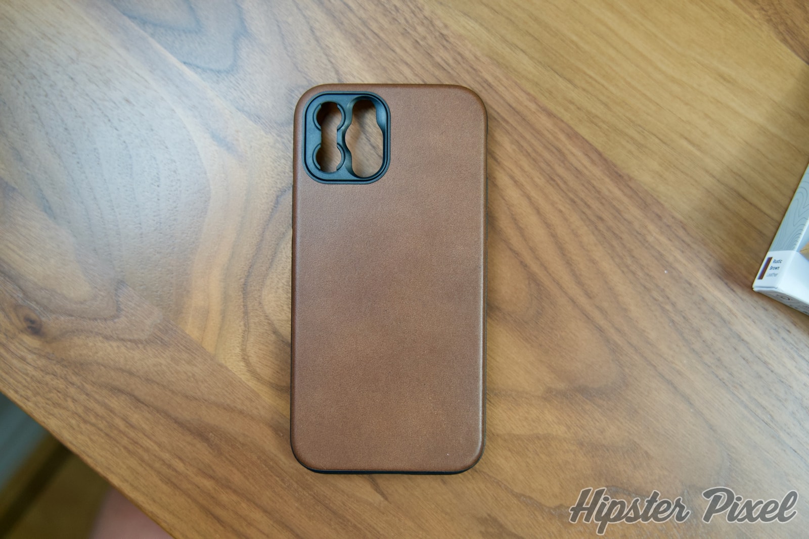 Nomad Modern Leather Case for Moment Lenses [Review]