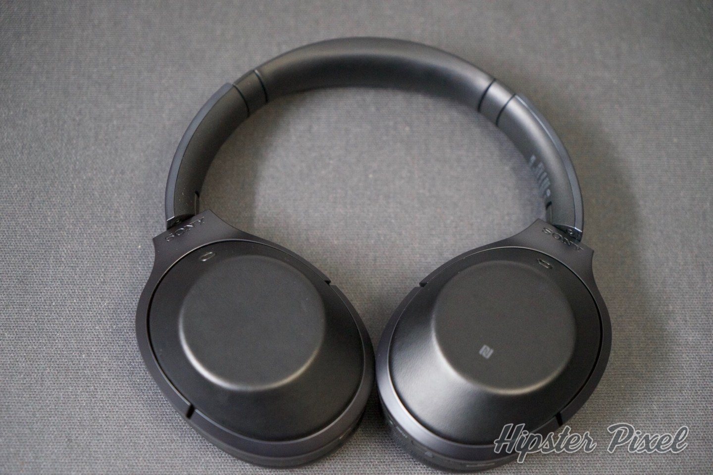 Sony MDR-1000X, a Hybrid Music Headset With Noise Cancelling [Review]