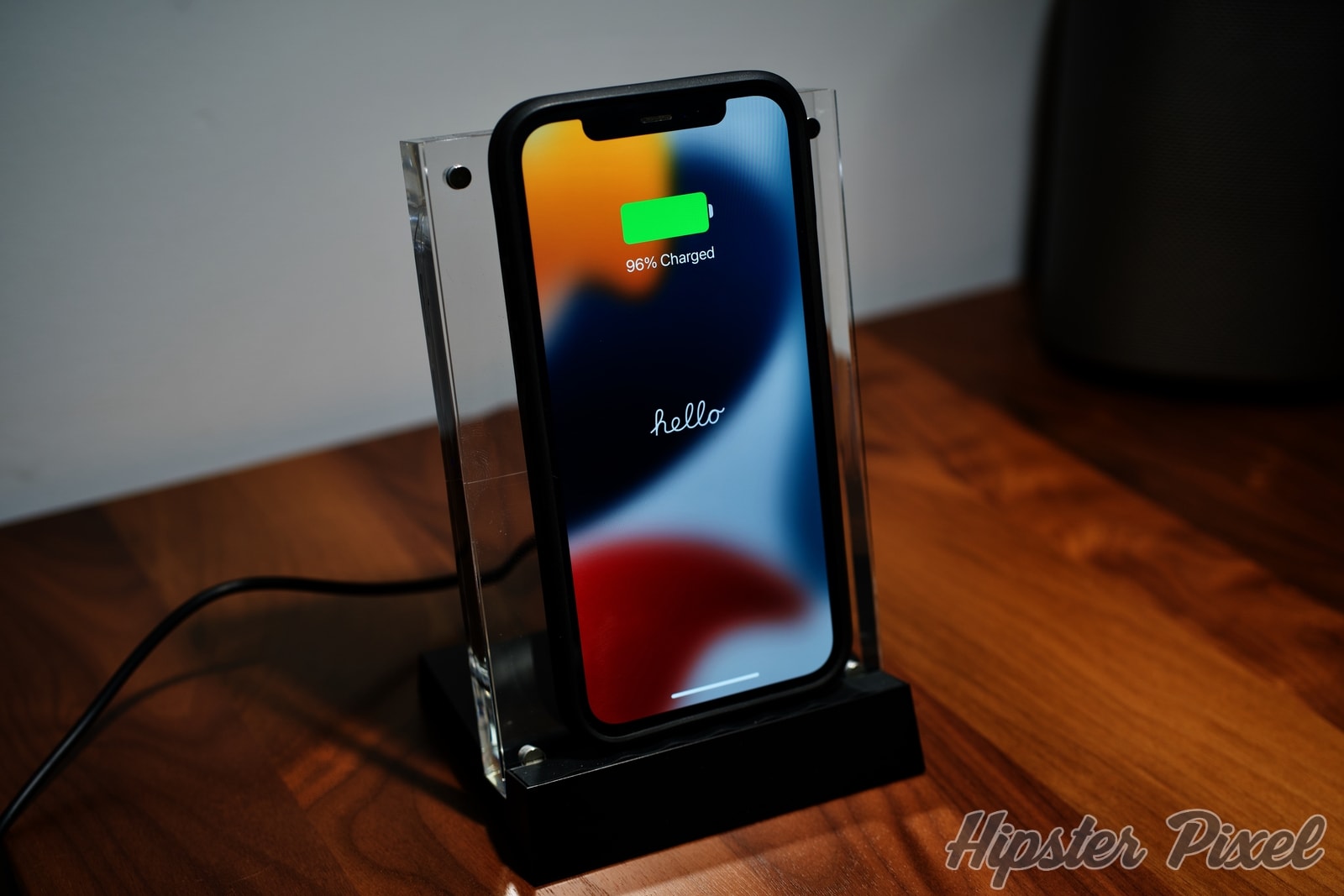 Twelve South PowerPic mod Wireless Charger